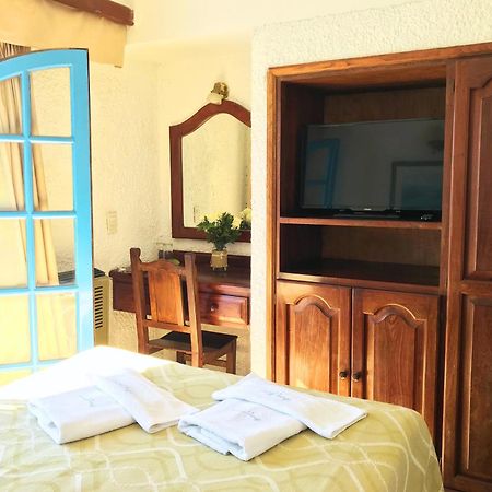 סנטה קלארה דל מר Brisas Hosteria מראה חיצוני תמונה